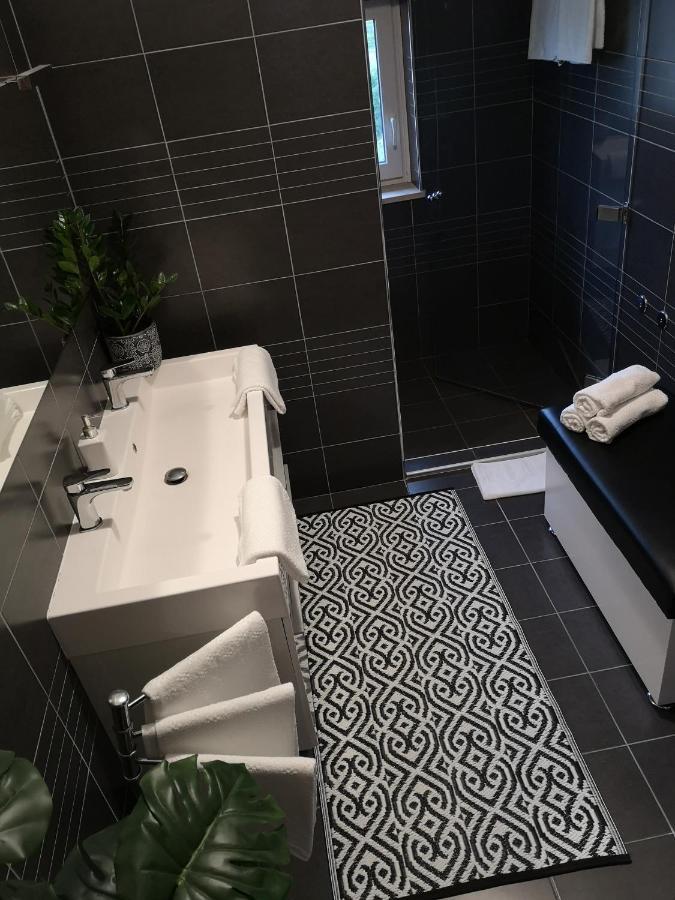 Apartma Isabella Secovlje Exterior photo